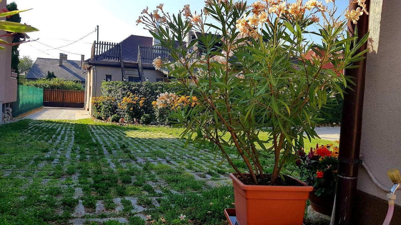 Tini Apartman Balatonfüred Exterior foto